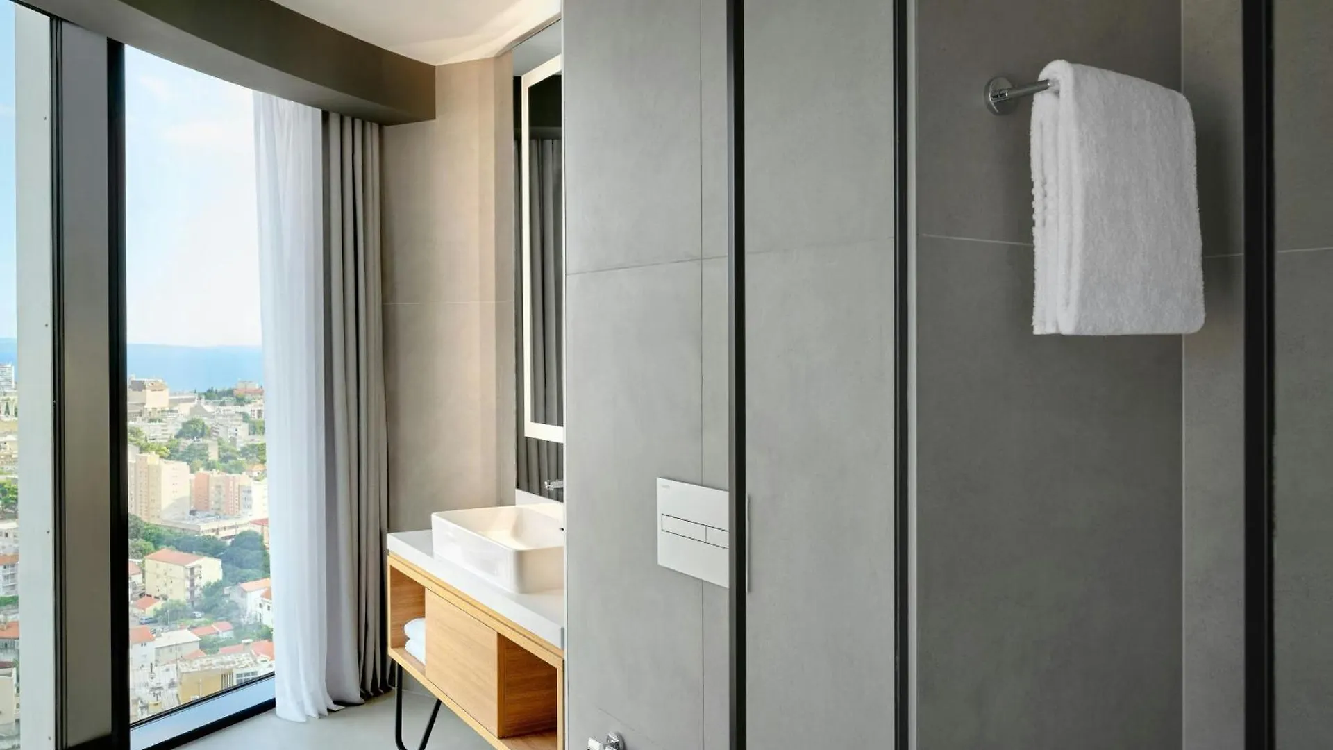 Ac Hotel By Marriott Split 4*,