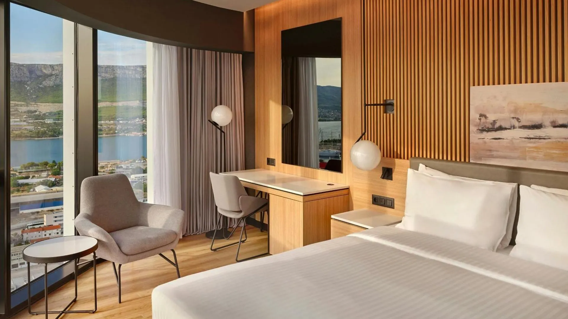 Ac Hotel By Marriott Split 4*,